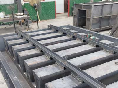 fence mould