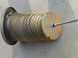 spring expansion cage